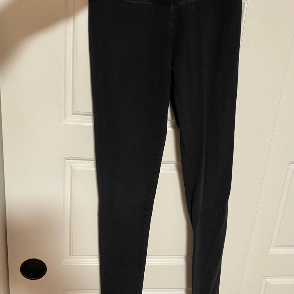 3 PAIRS OF LEGGINGS!!!